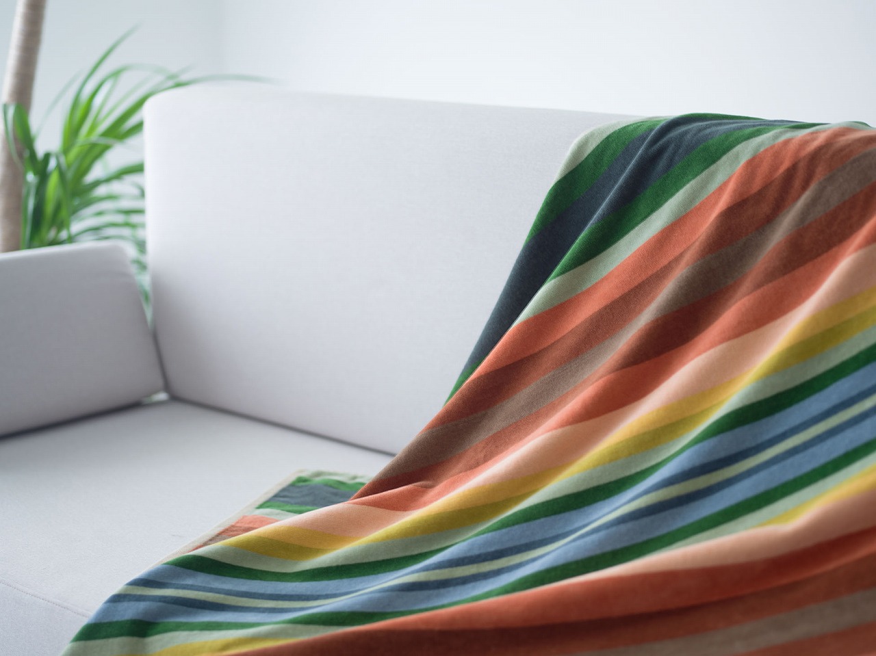 ネイティブ感をランダムストライプで表現した、ロンハーマン × ペン