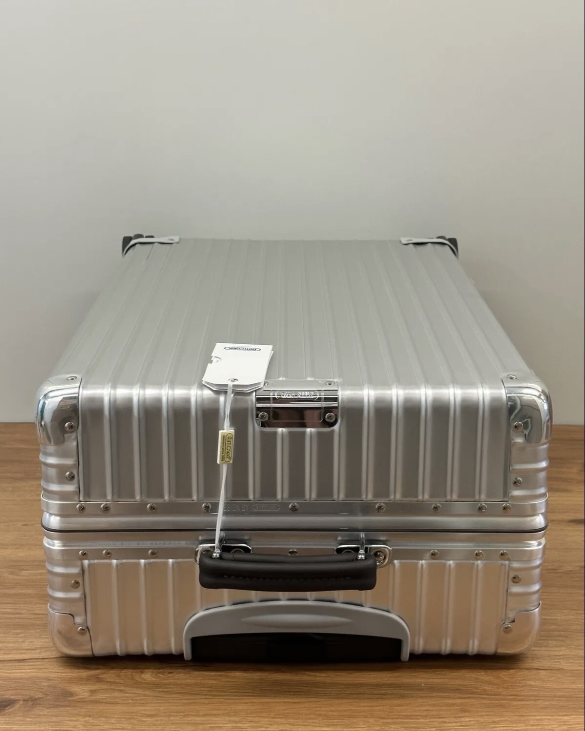 RIMOWA】Classic Flight Check-In M 60L アルミニウム (RIMOWA/スーツ