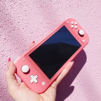 💗PINK NINTENDO SWITCH LITE💗 BRAND NEW CORAL LAST ☝️OFFERS
