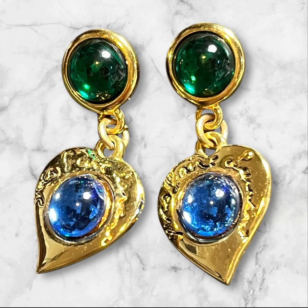 希少　美品 YSL イヴサンローラン　ハート　ピアス　archive イブ・サンローラン ロゴ ハートピアス ノベルティ - メルカリ